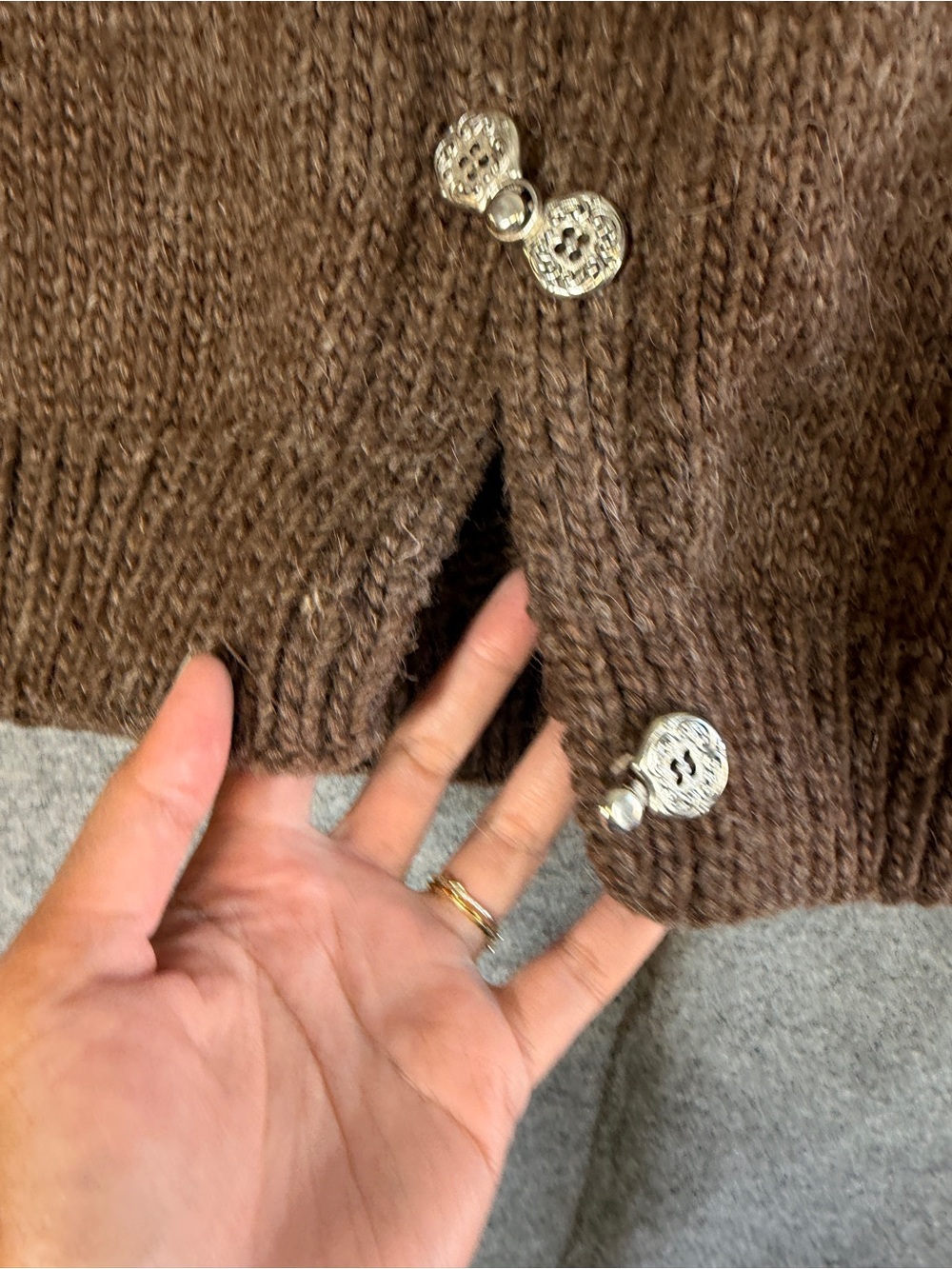 Vintage Icelandic Wool Cardigan Brown Nordic Fair Isle Metal Clasp Sweater Chic - Picture 8 of 16